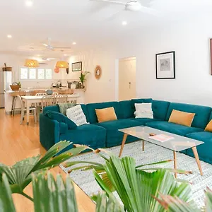 Apartment Wayfarer Apartment, In The Heart Of Port Douglas